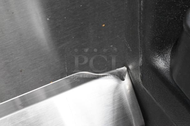 BRAND NEW SCRATCH AND DENT Steelton 522CS21717 stainless steel sink edge with noticeable dent in corner. No legs included.