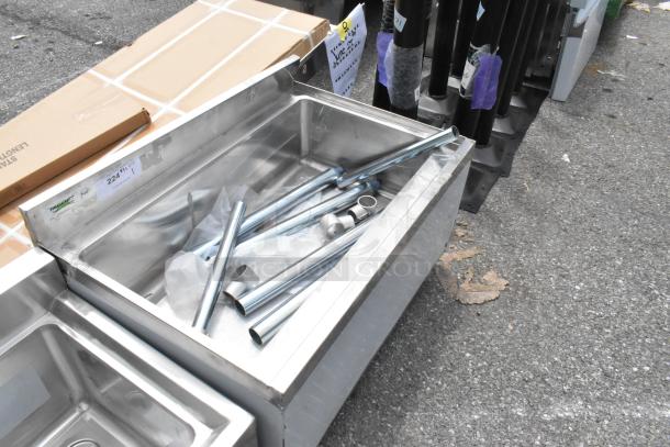 Brand new Regency 21"x30" underbar ice bin with 10 circuit post-mix cold plate, includes bottle holders. Contains minor scratches.