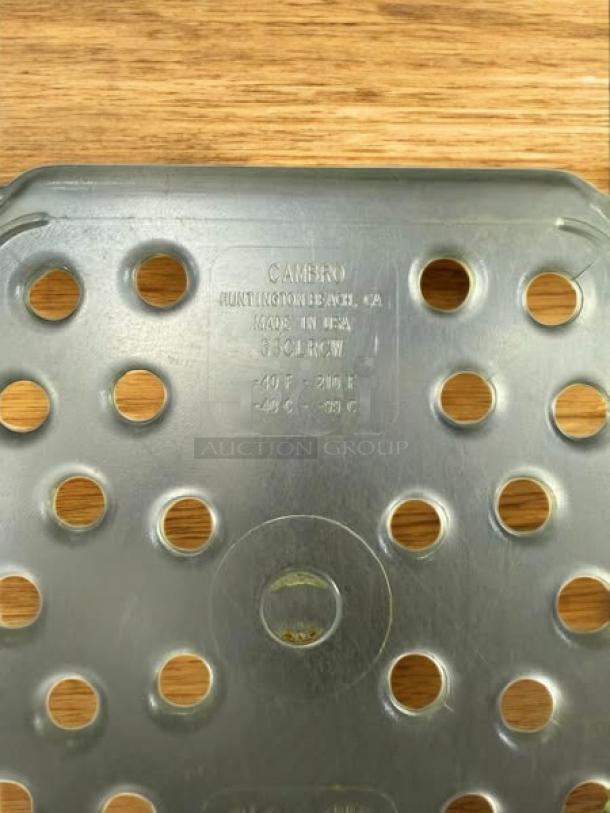 Cambro 65CLRCW135 Camwear® 1/6 Size Clear Polycarbonate Colander Pan, 4" deep, great condition, perforated for drainage.