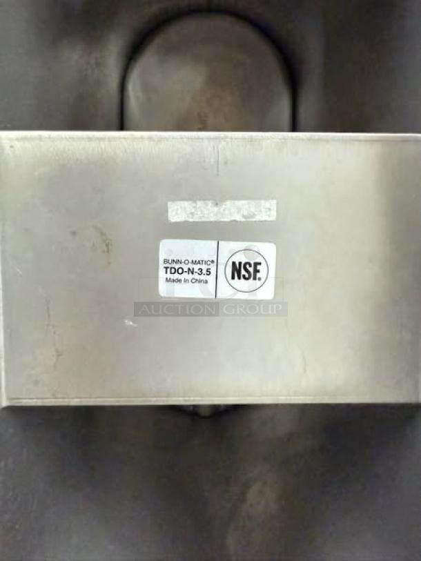 Bunn 39600.0001 TDO-N-3.5 Iced Tea Dispenser, 3.5 Gallon, fully tested, NSF certified, made in China, excellent condition.