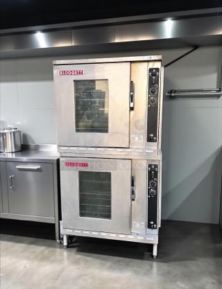 Blodgett AC500 natural gas convection oven, double stacked, extra capacity, tested and working, visible controls, stainless steel.