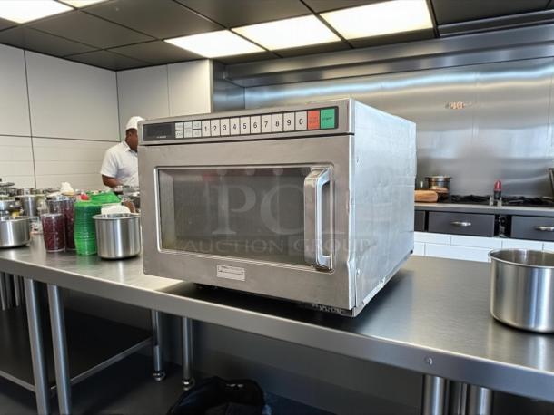 Panasonic NE-17723 1700W commercial microwave oven in great condition, with 3-stage cooking, 230v, 1ph, tested and working.