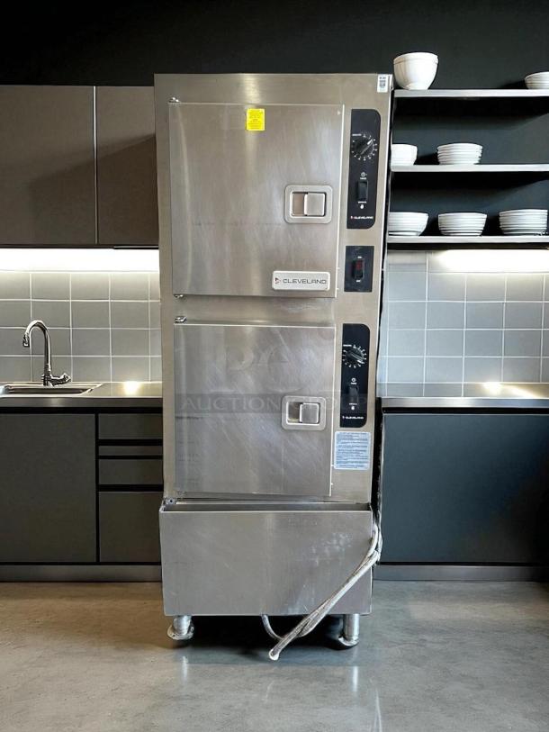 Cleveland 24CGA10.2 SteamCraft Gemini Convection Gas Steamer, double stacked, 10 pan capacity, tested and working condition.