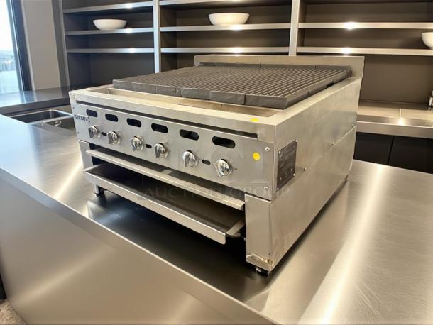 Vulcan VACB36 36" radiant charbroiler with cast iron grates in excellent condition, tested and working, natural gas.