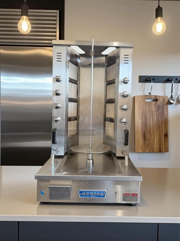 Attias GRY-4 Gyro & Shawarma Machine, 4 burners, 1 spit, stainless steel, good condition, tested and working.