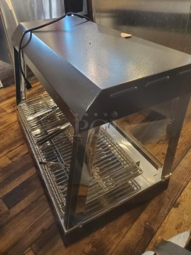 Vollrath FMA7036 hot food cabinet, stainless steel, glass sides, 120V, 1440W, 12.5A, 60 Hz, 1 PH. Excellent condition.