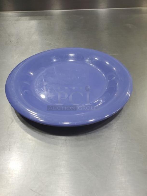 Lot of 16 GET WP-7, 7.5" blue melamine plates in good condition, ideal for durable dining use.