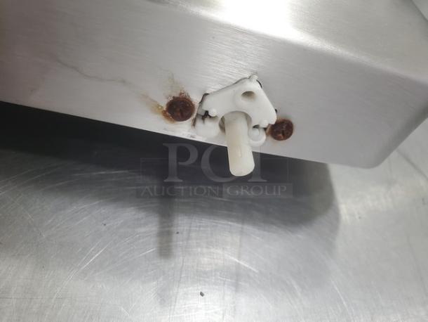 Cadco Hot Plate model KR-S2, silver finish, visible rust on screws, used condition.