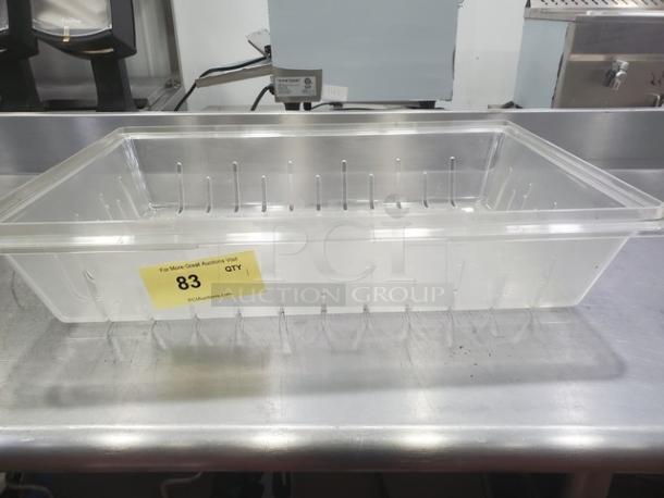 Cambro 1826CLRCW 5" Colander Pan, clear plastic, rectangular, excellent condition, auction tag visible.