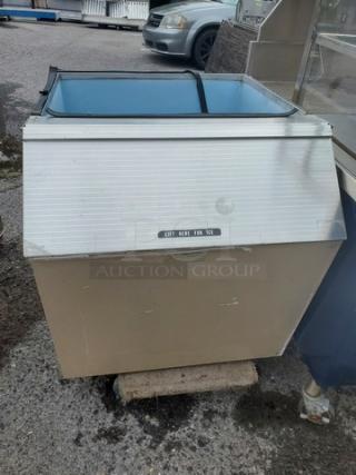 Manitowoc C400 Top Mount Ice Maker Storage Bin - Item #1200612