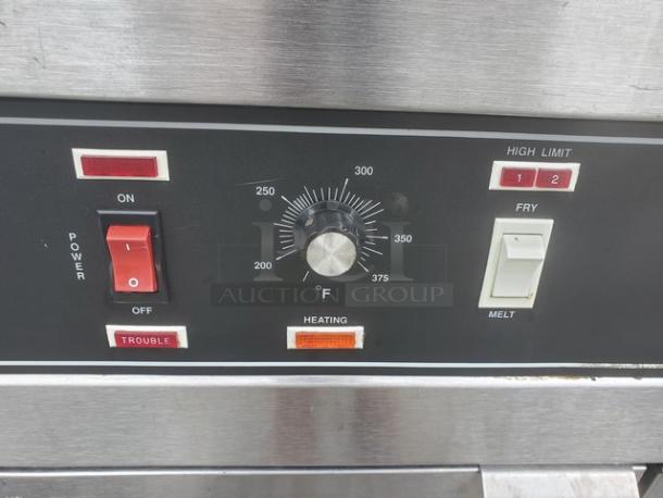 Hobart HFD50 Electric Fryer control panel, featuring temperature dial, power switch, and function buttons. Model HFD50, 208v, 3 PH.