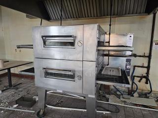 LINCOLN IMPINGER DOUBLE STACK NATURAL GAS PIZZA CONVEYOR OVEN MODEL 1600-015-AR. - Item #1201087