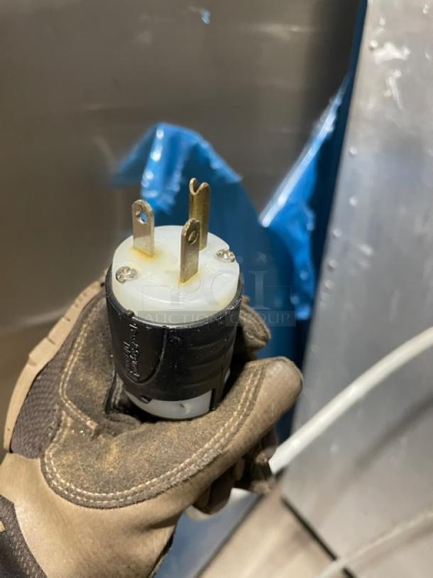 Alt text: Close-up of a power plug for Metro C175-H(1)N heated holding/proofing cabinet, showing sturdy construction.