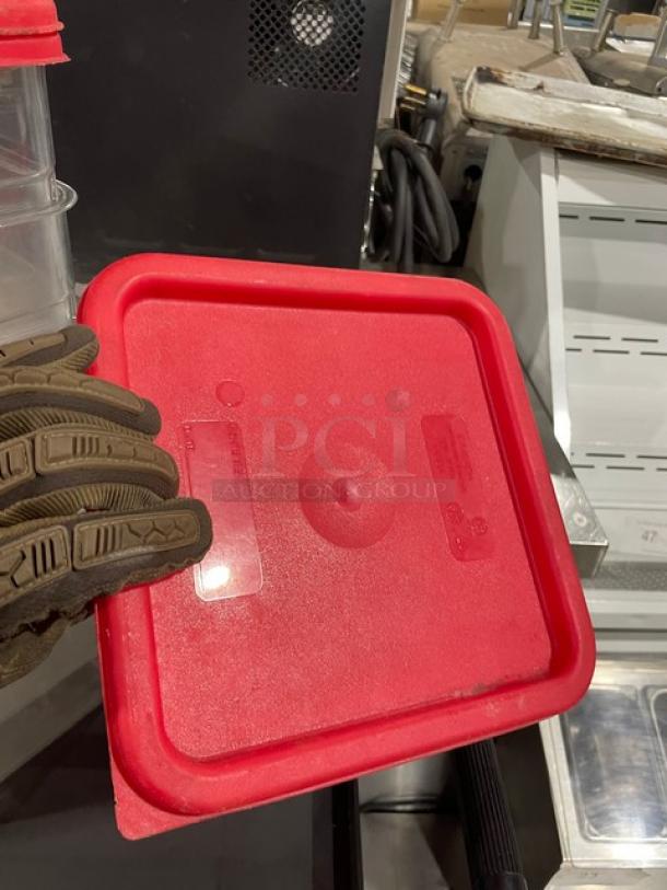 Cambro 8 Qt. clear polycarbonate food storage container with red lid, model 8SFSCW, shown in good condition.