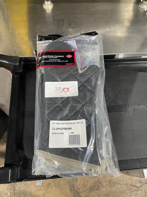 Brand new Ritz Chef Line Series CL2PX27BKBK oven mitt, black, 17" fire-resistant Pyrotex, in packaging. Made in China.