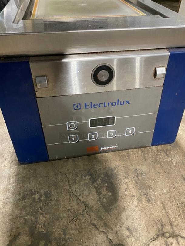 Electrolux HSPPA1 commercial stainless steel panini press grill, 2015 model, electric, countertop, digital controls, on legs.