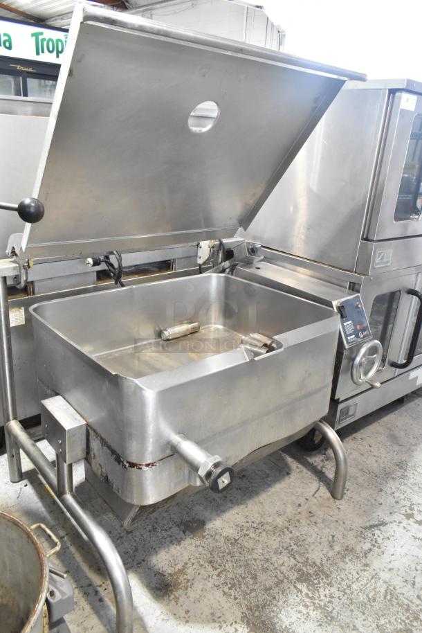 Groen BPM-40G Eclipse 40-gallon stainless steel braising pan, natural gas, manual tilt, 144,000 BTU, commercial use.