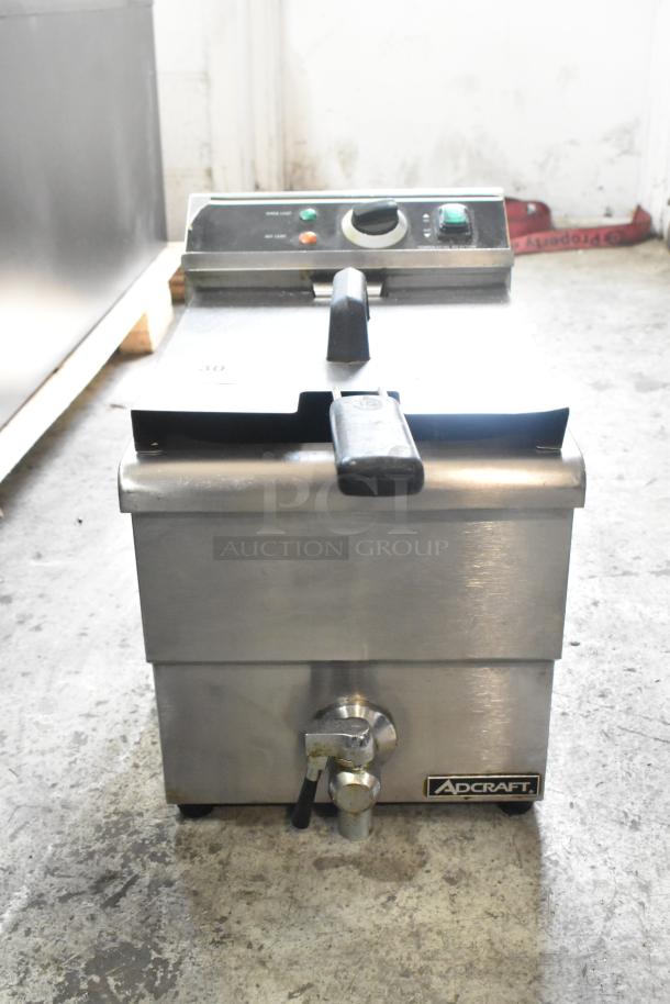 Adcraft DF-12L Stainless Steel Electric Deep Fryer, single bay, metal basket, lid, 208/240V, 1 phase, countertop model.