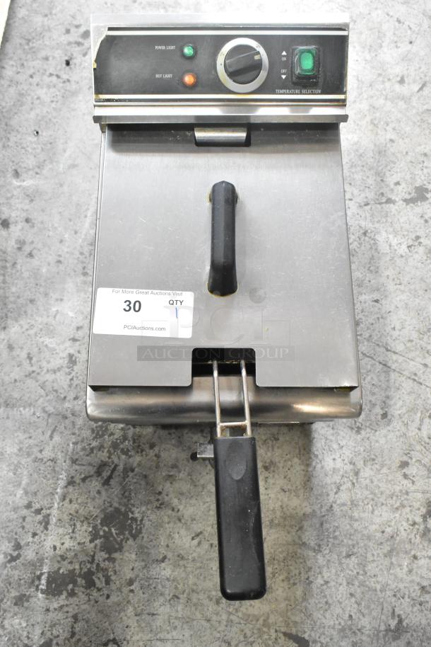Adcraft DF-12L Stainless Steel Electric Deep Fryer with metal basket and lid, 208/240V, single bay, temperature control.
