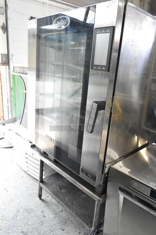 2018 Cadco Unox XAVC-10FS-GPR stainless steel half-size combi oven, 49,260 BTU, excellent condition.
