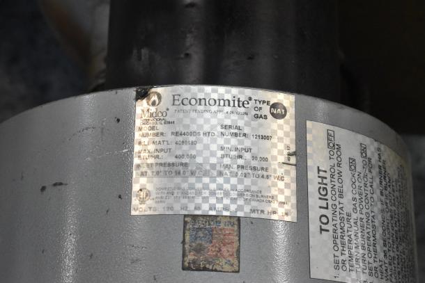 US Roaster Corp commercial natural gas roaster/smoker. Features Midco Economite model RE4400DS with detailed label specs.
