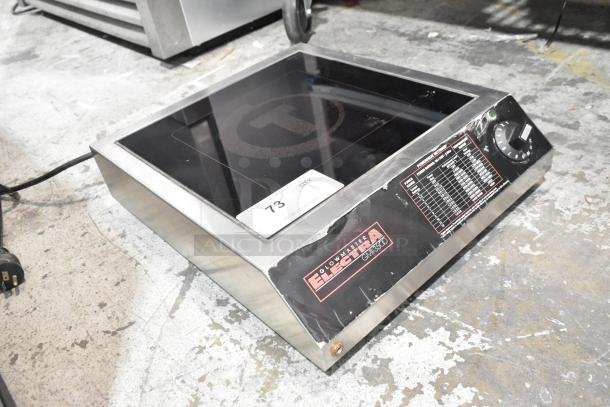 Glowmaster Electra GMI-3500 induction range, stainless steel, single burner, 208V, 1 phase. Visible control knob, good condition.