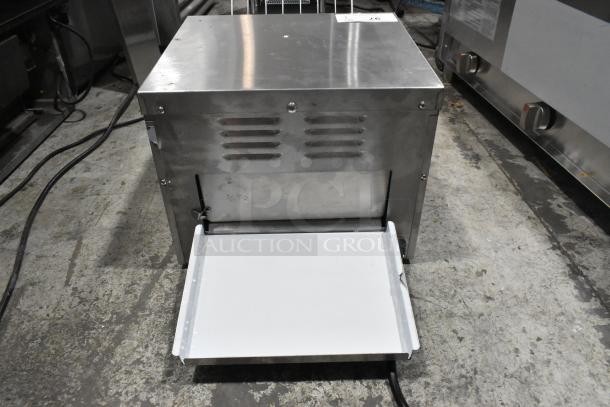 Brand new Avantco 184T140 stainless steel conveyor toaster, scratch and dent, 10" wide, 3" opening, 300 slices/hour.