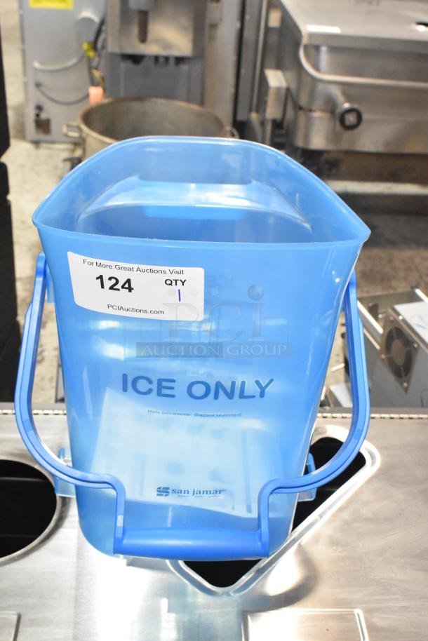 San Jamar blue poly ice bucket, new condition, "ICE ONLY" label, with auction tag. Durable and practical for ice storage.