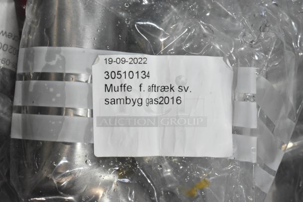 Brand new scratch and dent lot including hoses and stacking kits. Label shows "19-09-2022, 30510134, sambyg gas2016."