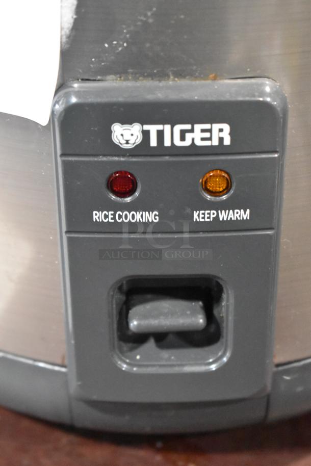 Tiger JNP-S10U Rice Cooker/Warmer, 120V, 1 Phase. Features rice cooking and keep warm indicators.