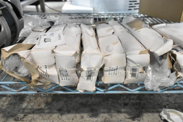 20 boxes of 12 Walco Royal Bristol dessert spoons, 18/0 stainless steel, heavy weight, scratch and dent packaging visible.