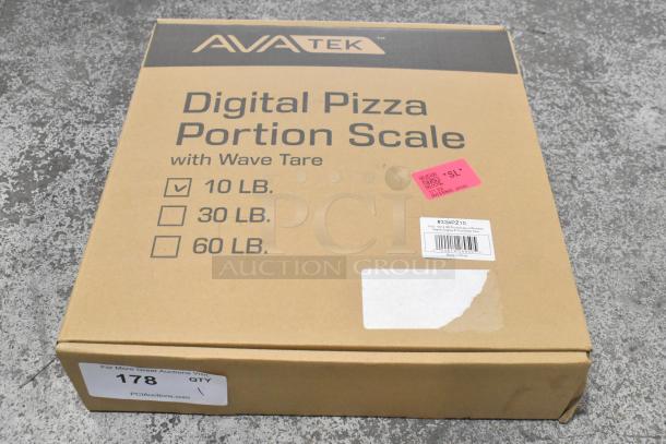 Brand new AvaWeigh 334PZ10 10 lb. pizza scale in box. Features wireless display. Scratch and dent condition.