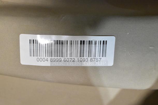 Brand new sink basin with minor scratches and dents. Barcode visible: 0004 8999 6072 1093 8757.