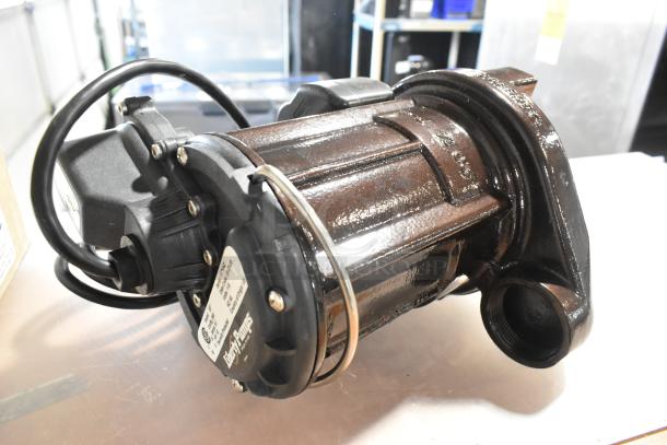 Brand new Liberty Pumps 257, 1/3 hp effluent/sump pump, features vertical magnetic float switch, scratch and dent condition.