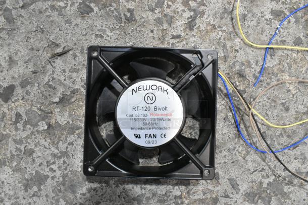 Nework RT-120 fan, bivolt, 115/230V, 23/19W, 50/60Hz, impedance protected. New condition, multiple wires visible.