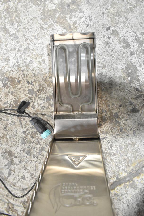 BRAND NEW Cooking Performance Group 351SMKR208 Portable Smoker Box. 208V, 1 Phase. Minor scratches visible.