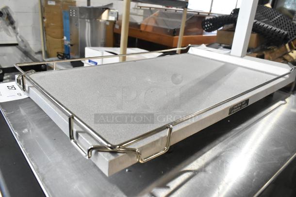 BRAND NEW Hatco UGFFB Ultra-Glo Portable Food Warmer, heated base, scratch and dent, 120V, 1-phase, caution label visible.