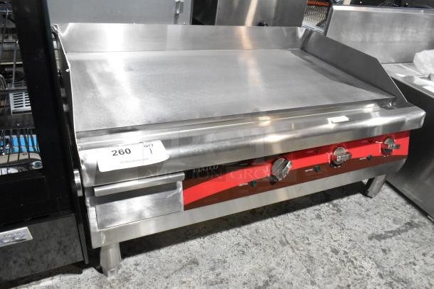 Avantco 177EG30N stainless steel 30" electric countertop griddle, new with minor scratches, 208/240V, 1 phase.