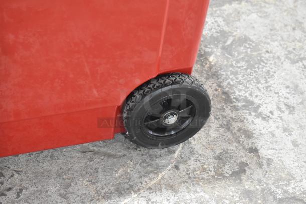 BRAND NEW SCRATCH AND DENT CaterGator 215CG170RDW red 170 Qt. rotomolded outdoor cooler, with durable wheels.