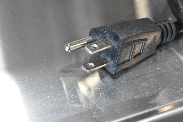 Brand new ServIt 423SW24TLCPA plug for strip warmer, 120V, 1 Phase, power cord with three-prong plug, scratch and dent.