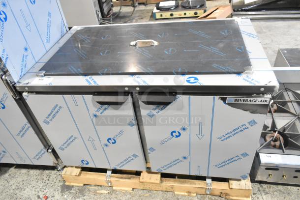 BRAND NEW SCRATCH AND DENT! Beverage Air SPE48HC-S 48" stainless steel refrigerated salad bar. 115 Volts, 1 Phase.