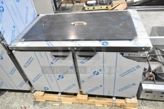 BRAND NEW SCRATCH AND DENT! Beverage Air SPE48HC-S 48" stainless steel refrigerated salad bar. 115 Volts, 1 Phase.