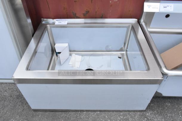 BRAND NEW Regency 600SM202812 mop sink, 33" 16-gauge stainless steel, one compartment, 28"x20"x12" bowl, slight scratches.