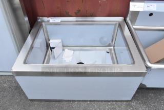 BRAND NEW Regency 600SM202812 mop sink, 33" 16-gauge stainless steel, one compartment, 28"x20"x12" bowl, slight scratches.