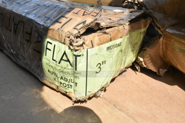 Damaged box with "FLAT" branding and label "FPR2050A02, 3 inch" visible. Contains scratch and dent items.