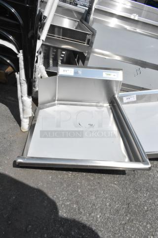 Regency 600CDT24R 16 Gauge Clean Dish Table, right drainboard, scratch and dent, no legs, new condition.