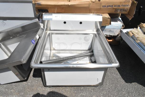 BRAND NEW SCRATCH AND DENT! Steelton 522CS12424 stainless steel commercial sink, 29.5", 18-gauge, one compartment, no drainboard, bowl 24"x24"x12".