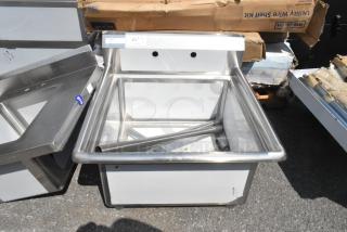 BRAND NEW SCRATCH AND DENT! Steelton 522CS12424 stainless steel commercial sink, 29.5", 18-gauge, one compartment, no drainboard, bowl 24"x24"x12".