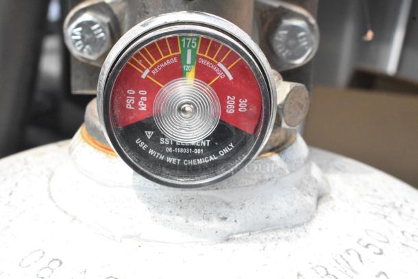 Kidde WHDR-125 fire suppression tank with pressure gauge, marked "Use with Wet Chemical Only," in good condition. Buyer pickup only.