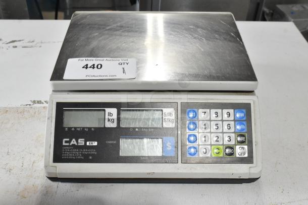 2018 CAS ER JR (CB) countertop food portioning scale, digital display, numerical keypad, good condition.